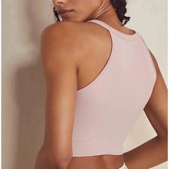 FREE PEOPLE | Women's Soft Pink Bella Seamless Ribbed Tank Top NWOT - Picture 2 of 6